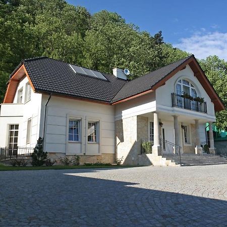 Villa Julia Krakow Bagian luar foto